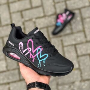 Skechers