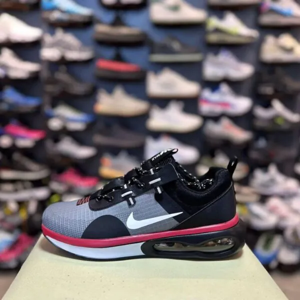 Nike AirMax R